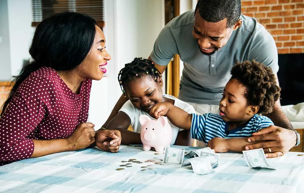 family piggyback pictures
