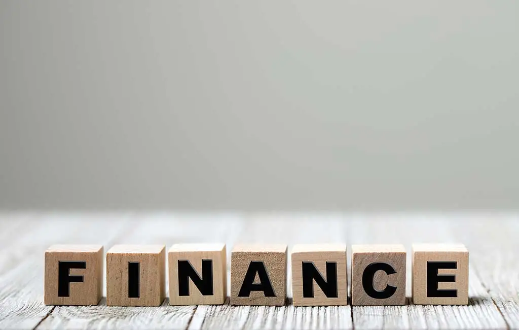 what are the types of personal finance